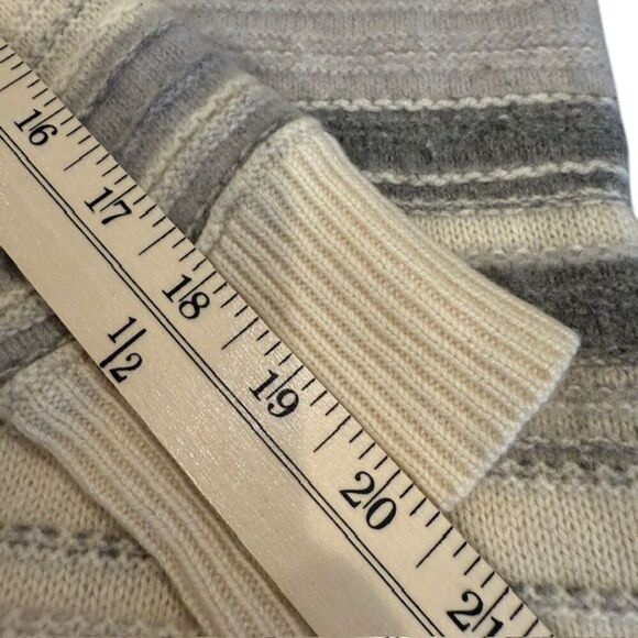 Club Monaco Striped Sweater in Cream and Gray - Picture 7 of 8
